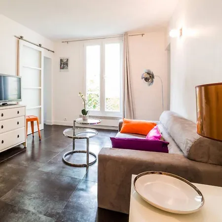Exceptionnel! Ultra Centre Metro Arts Et Metiers Apartman